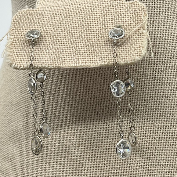 Vintage 14k White Gold Diamonique Dangle Earrings - 2.9g, 1.75” - Picture 8 of 17